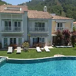 Portville Holiday Villas Villa