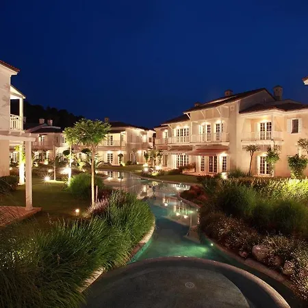 ヴィラ Portville Holiday Villas ギョジェク